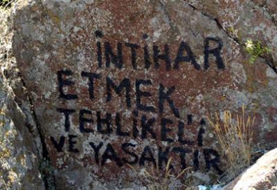 Amerika kendini, kendi silahı ile vurdu