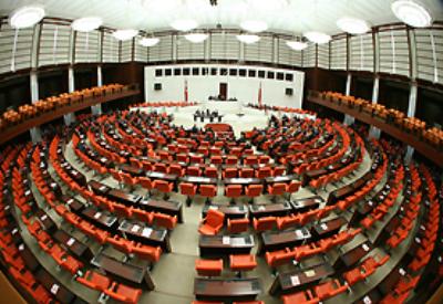 Saçma yasa tasarısı için TBMM üyelerine acil çağrı