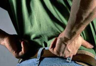 Bel fıtığı ameliyatı olmadan binkez düşünün