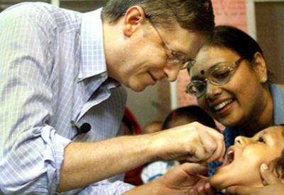 Bill Gates'den kısırlaştırıcı aşılar üstelik bedava