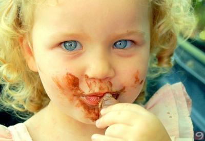 Anneler dikkat! Çocuklarınızı zehirlemeyin...