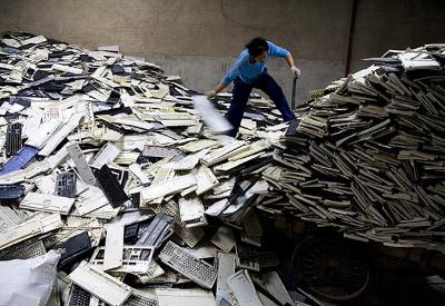 Zenginin malı fakiri zehirliyor!