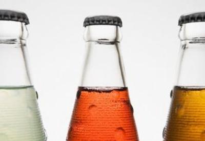 Gazlı içecekler karaciğere alkol kadar zarar veriyor