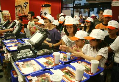 Görgüsüzlük mü yoksa...